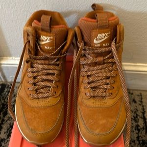 High top brown suede nike airmax size 6